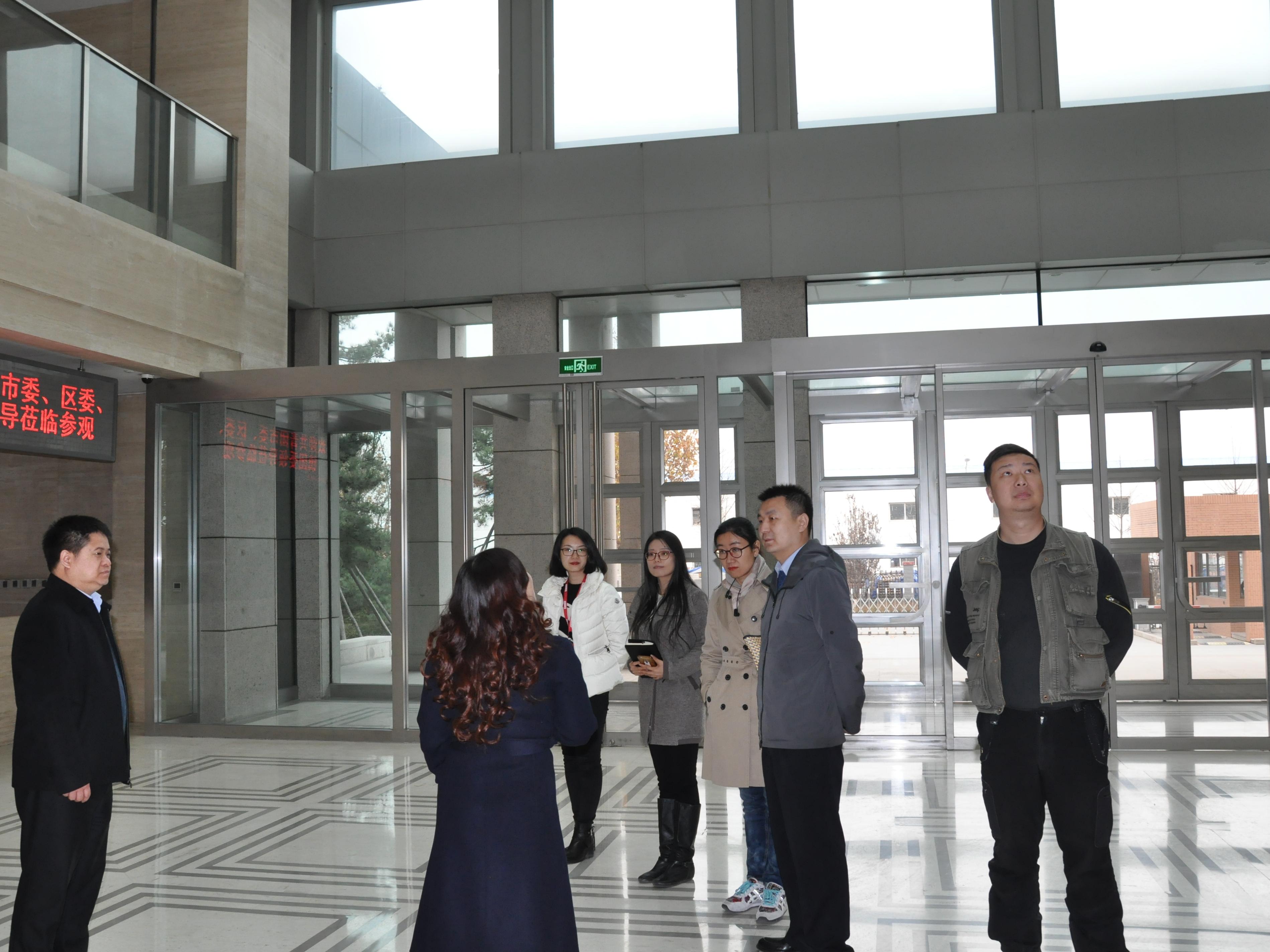 共青團(tuán)北京市委、瀛海鎮(zhèn)黨委、瀛海鎮(zhèn)團(tuán)委一行到訪美巢集團(tuán)
